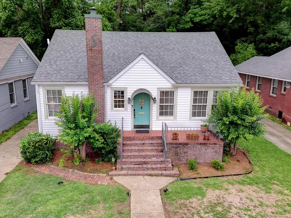 1617 Chambers St, Vicksburg, MS 39180