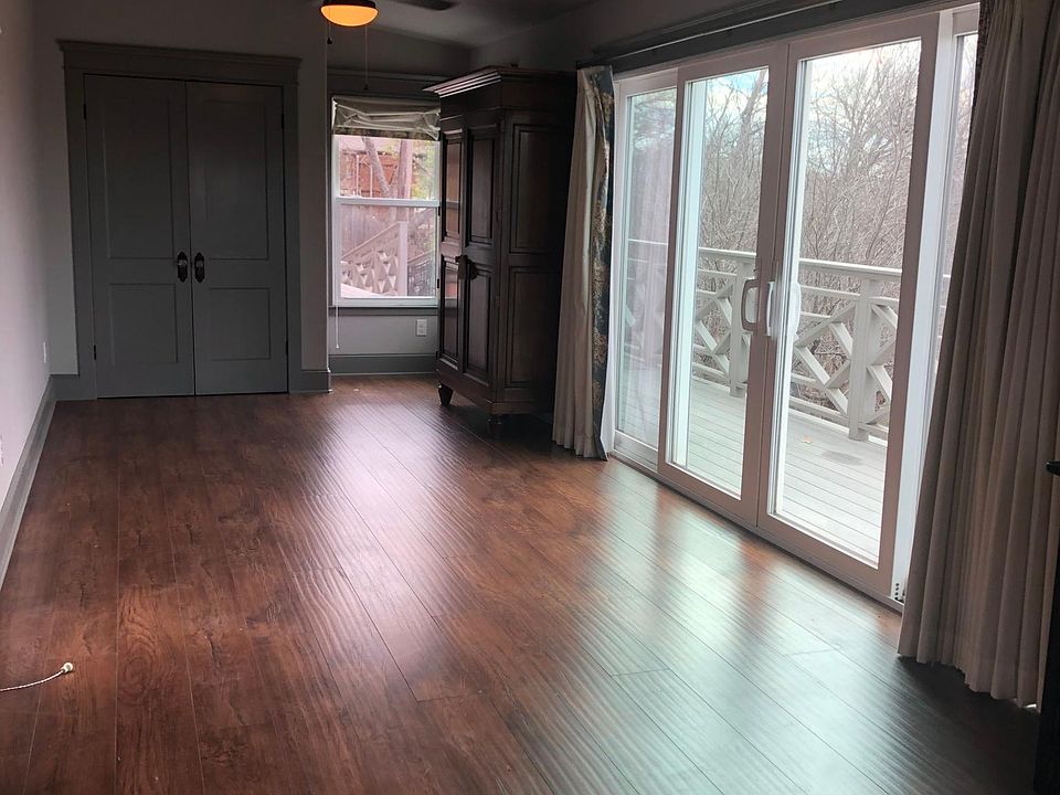 1st image of 2810 Simondale Dr #B