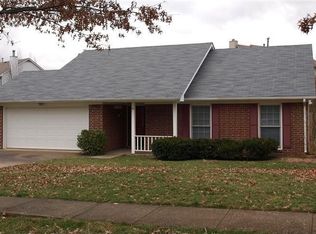 1216 Rockbridge Rd, Lexington, KY 40515