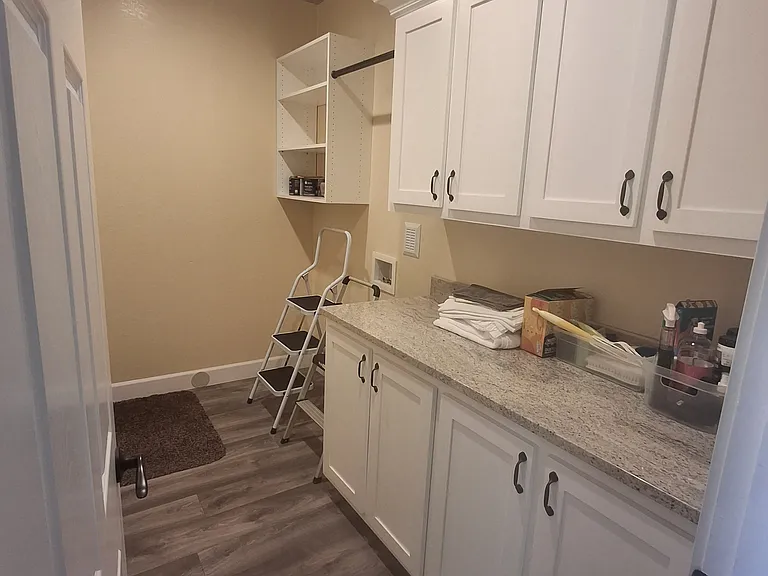 656 Nobility Dr — Photo 15