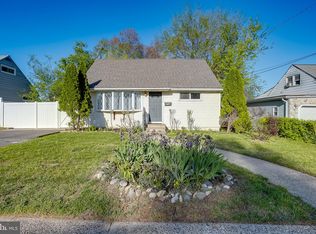 209 Schaffer Ave, Bellmawr, NJ 08031