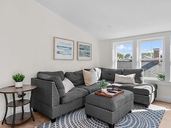 5th image of 26 Tilley Ave #B