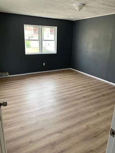 36 Wilson Ave Photo 1
