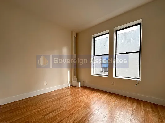 Rented by Sovereign Associates | media 7