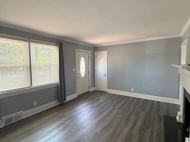 1900 Westover Dr — Photo 10