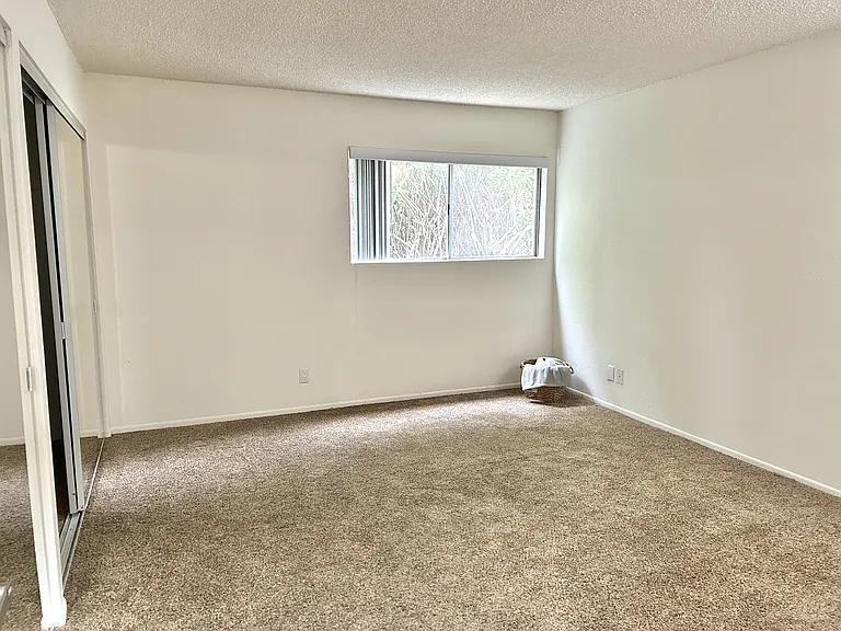 714 Veteran Ave — Photo 6