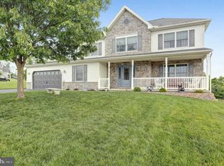 6102 Fireside Cir, Harrisburg, PA 17109