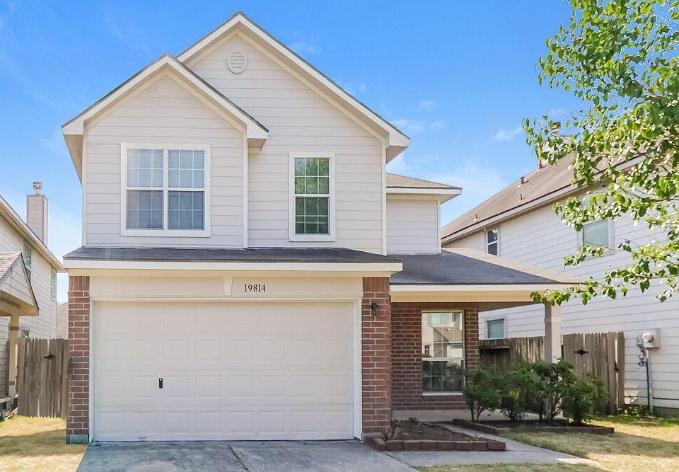 1st image of 19814 Waterflower Dr