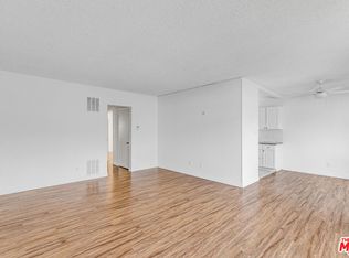 1800 N Harvard Blvd #21, Los Angeles, CA 90027