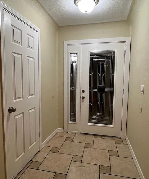 3409 N 88th Dr — Photo 3
