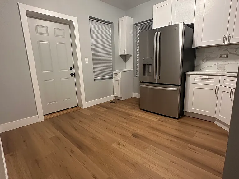 619 N Ridgeway Ave #1 — Photo 11
