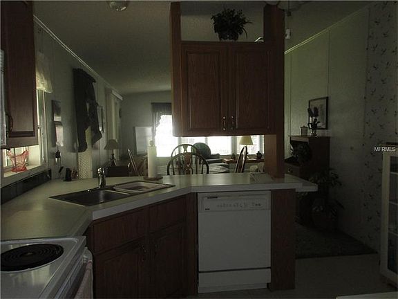 4th image of 23 Rosalie Oaks Dr