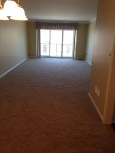 161 Thierman Ln APT 3E, Saint Matthews, KY, 40207