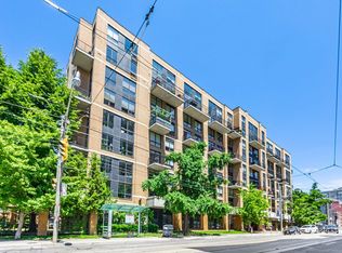 800 King St W #PENTHOUSE 803, Toronto, ON M5V3M7