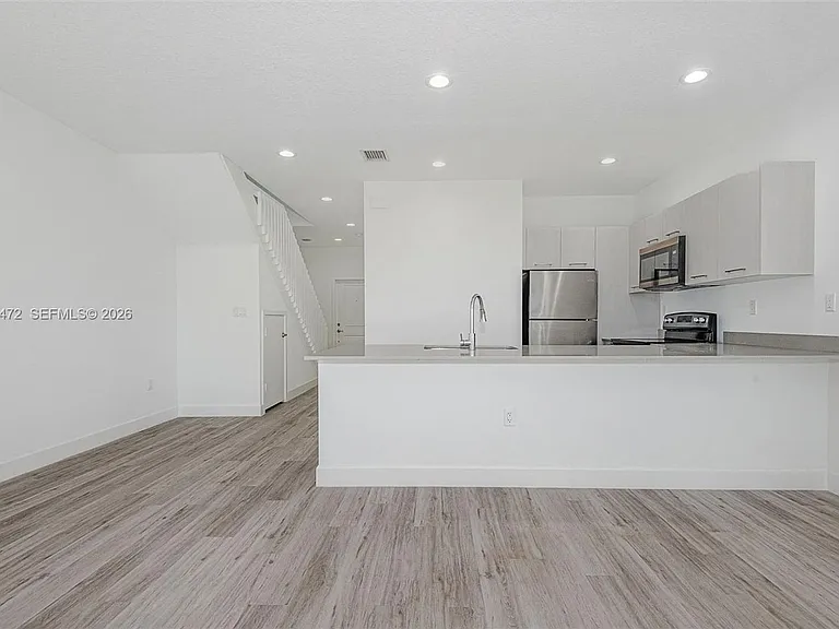 355 NW 30th Ave #601 — Photo 6