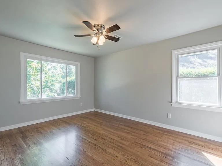 4713 N Harvey Pkwy — Photo 14