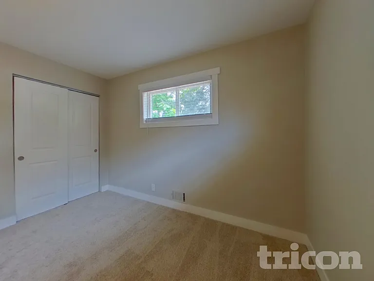 343 Brigitte Dr — Photo 8