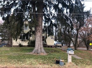 1 Homestead Ave, East Hanover, NJ 07936