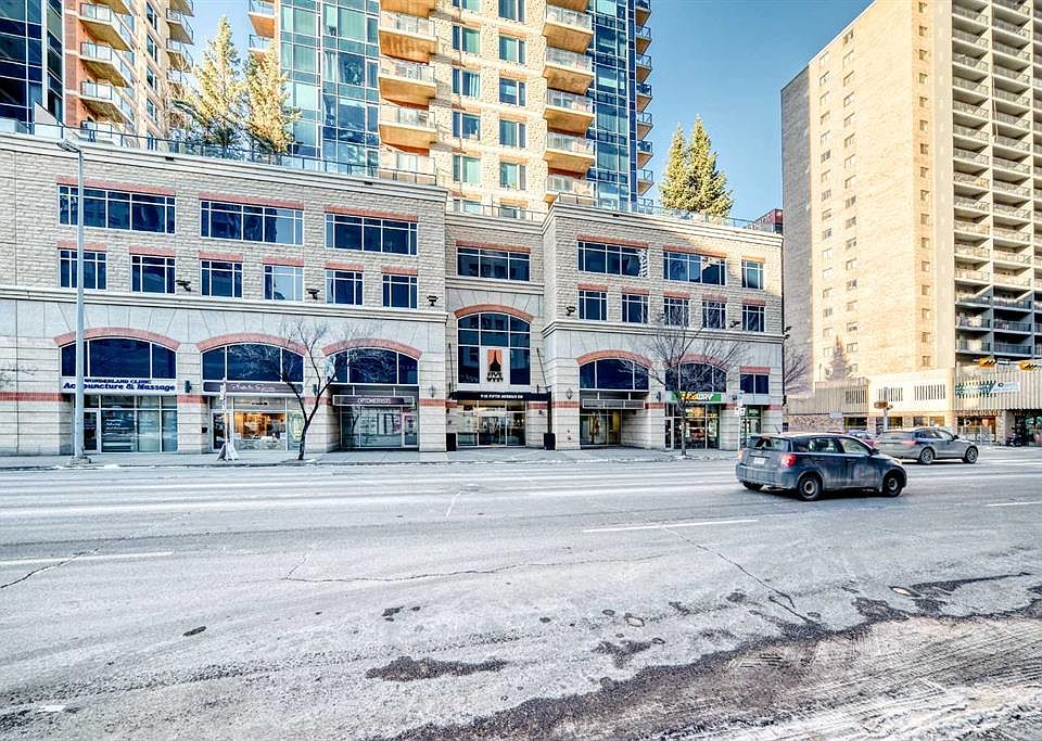 1st image of 910 S 5th Ave SW #2208