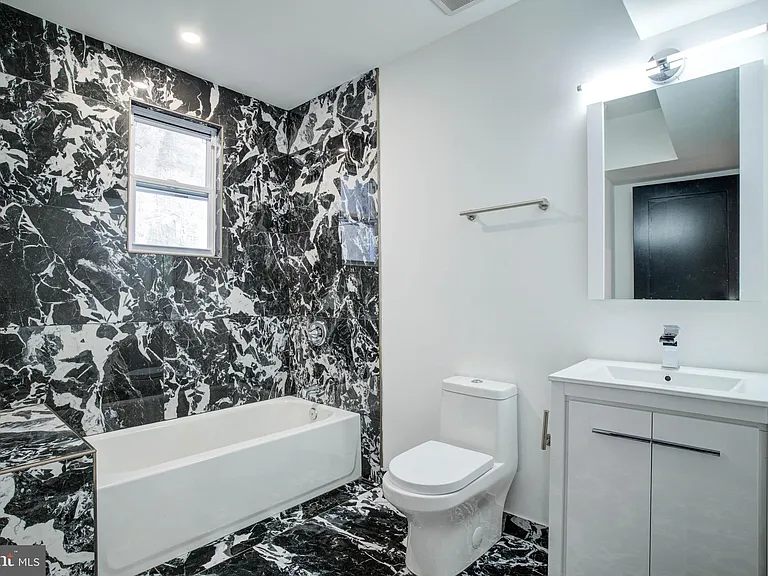 3038 Salmon St — Photo 19