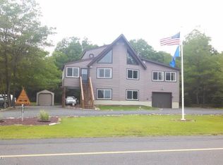 298 Valley View Dr, Albrightsville, PA 18210