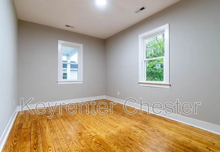 3500 Oaklawn Blvd — Photo 9
