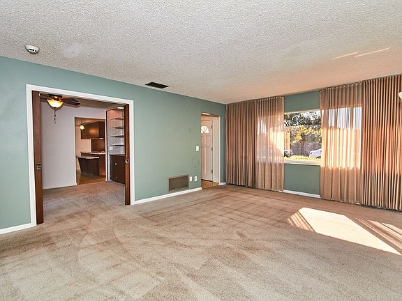 5th image of 8616 Baylor Cir