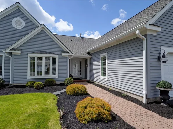 144 Lakeview Way, Canandaigua, NY 14424