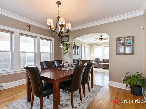 Living Room / Dining Room
