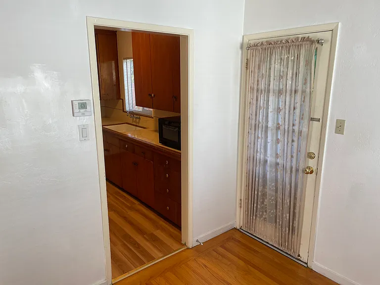 Back Patio door / Kitchen