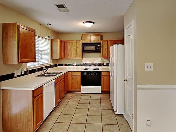 3rd image of 13314 Michael Lynn Rd