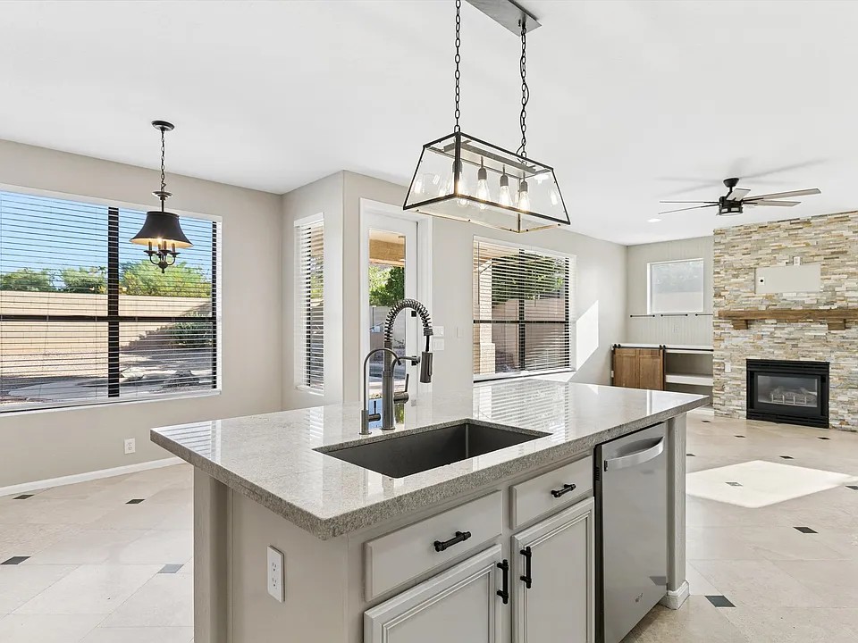 4508 E Andrea Dr