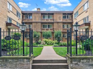 1921 Harrison St APT 1K, Evanston, IL 60201