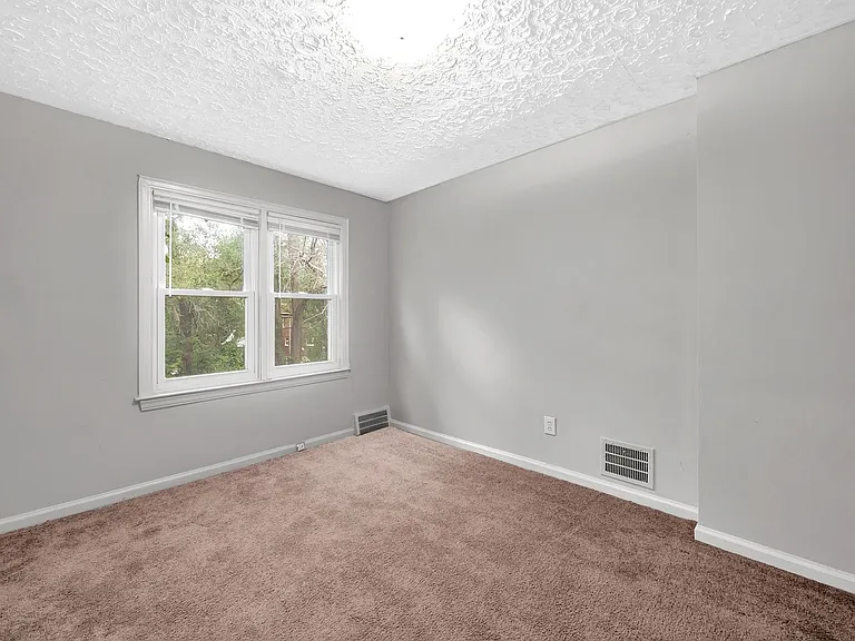 18675 Meyers Road — Photo 4