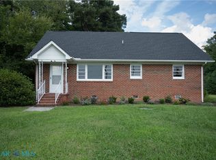 261 Ocran Rd, White Stone, VA 22578