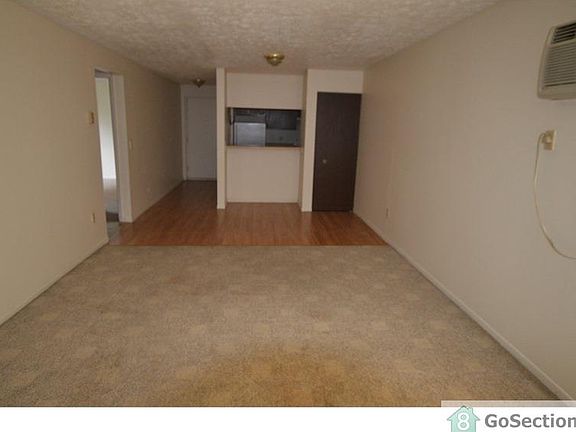 3rd image of 1312 East Ave #1