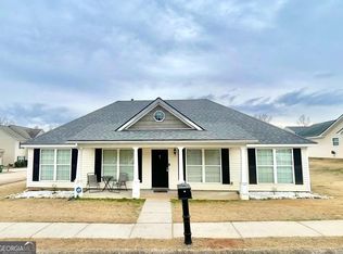 400 Foot Log Ln, Hogansville, GA 30230