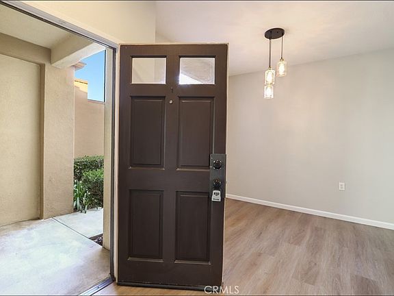 4th image of 80 Verdin Ln