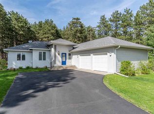 E10702 Fern Dell Rd, Baraboo, WI 53913