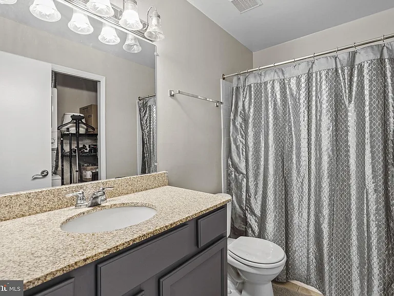 3178 Summit Square Dr #3-D2 — Photo 19