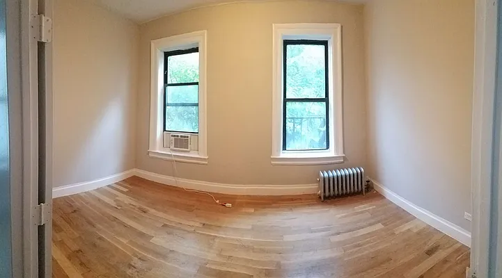 Rented by Smart NY Realty LLC | media 11