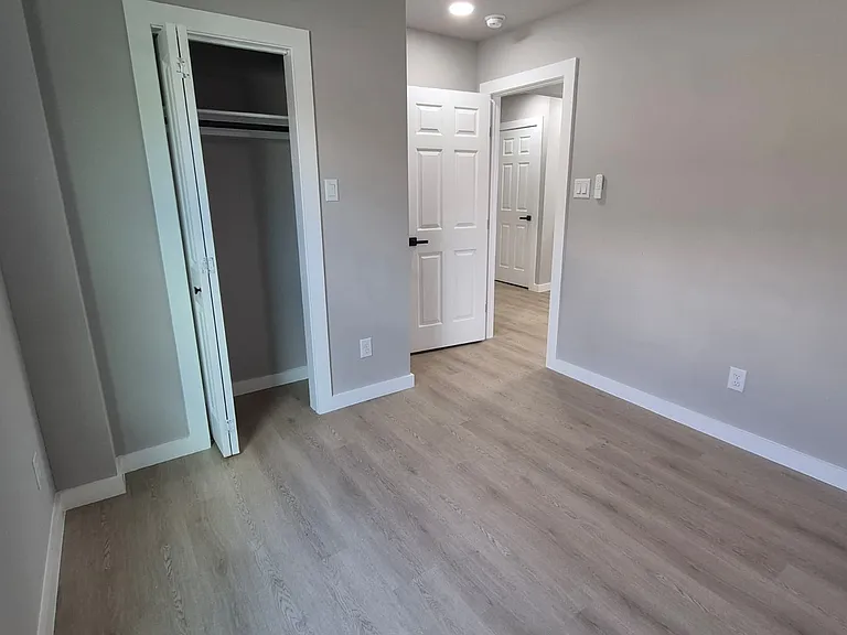 111 S 70th St #3 — Photo 11