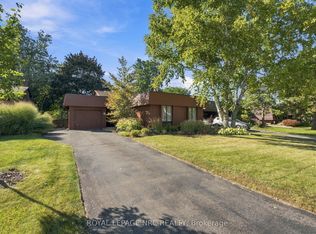 28 The Cedars, Saint Catharines, ON L2M 6M8