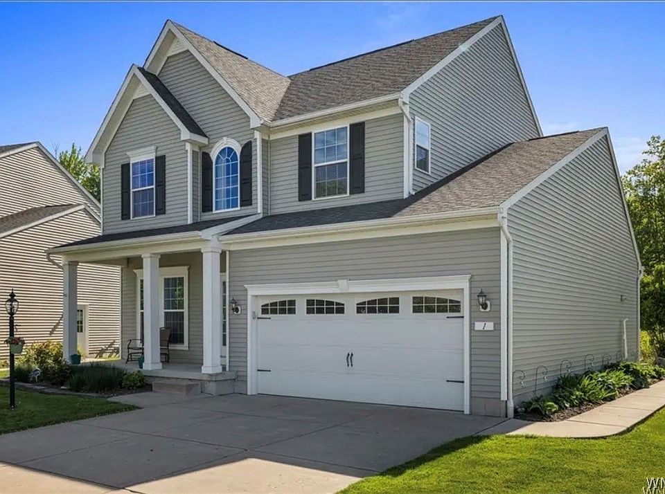 1st image of 1 Skylark Ln