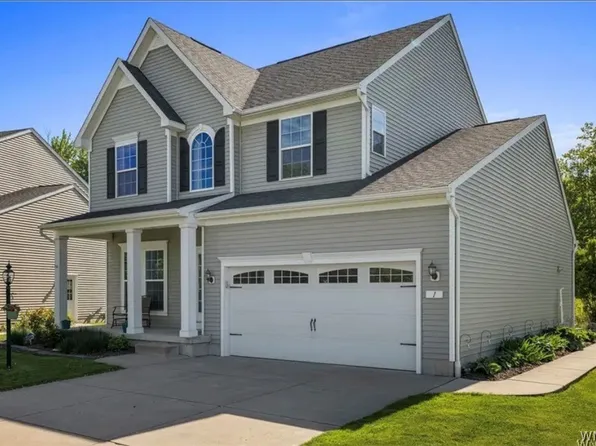 1 Skylark Ln, Niagara Falls, NY 14304
