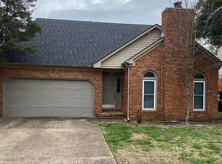751 Steeplechase Way, Bowling Green, KY 42103