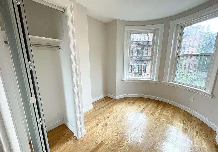 7 Warwick St #2A — Photo 5