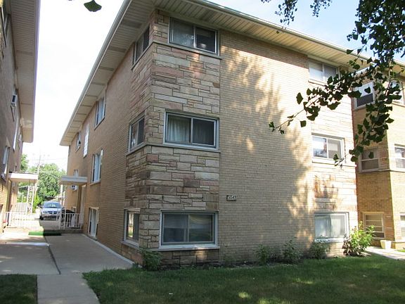 3rd image of 3049 S Harlem Ave