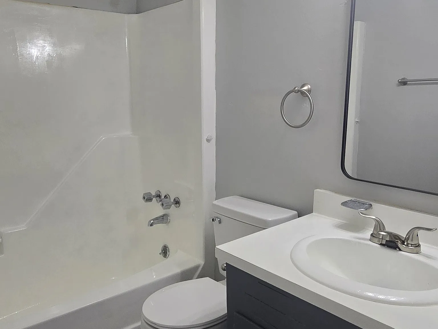 2 bed, 650 sqft, $800 — Photo 1