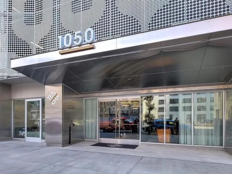 1050 S Grand Ave #810 — Photo 1